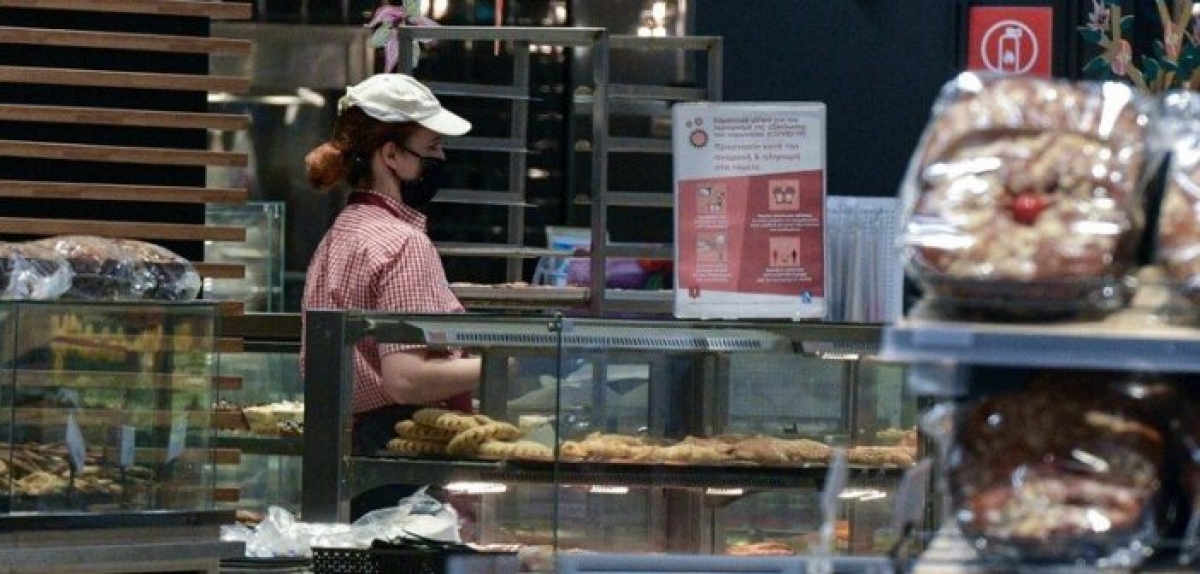 Όλες οι ΚΑΔ και η διαδικασία για τα υποχρεωτικά self test των εργαζομένων από την Δευτέρα