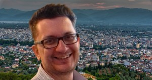 Βασίλης Κωστάρας: «Η Ανάπτυξη του Αγρινίου την Επόμενη Δεκαετία: Προοπτικές και Προκλήσεις»