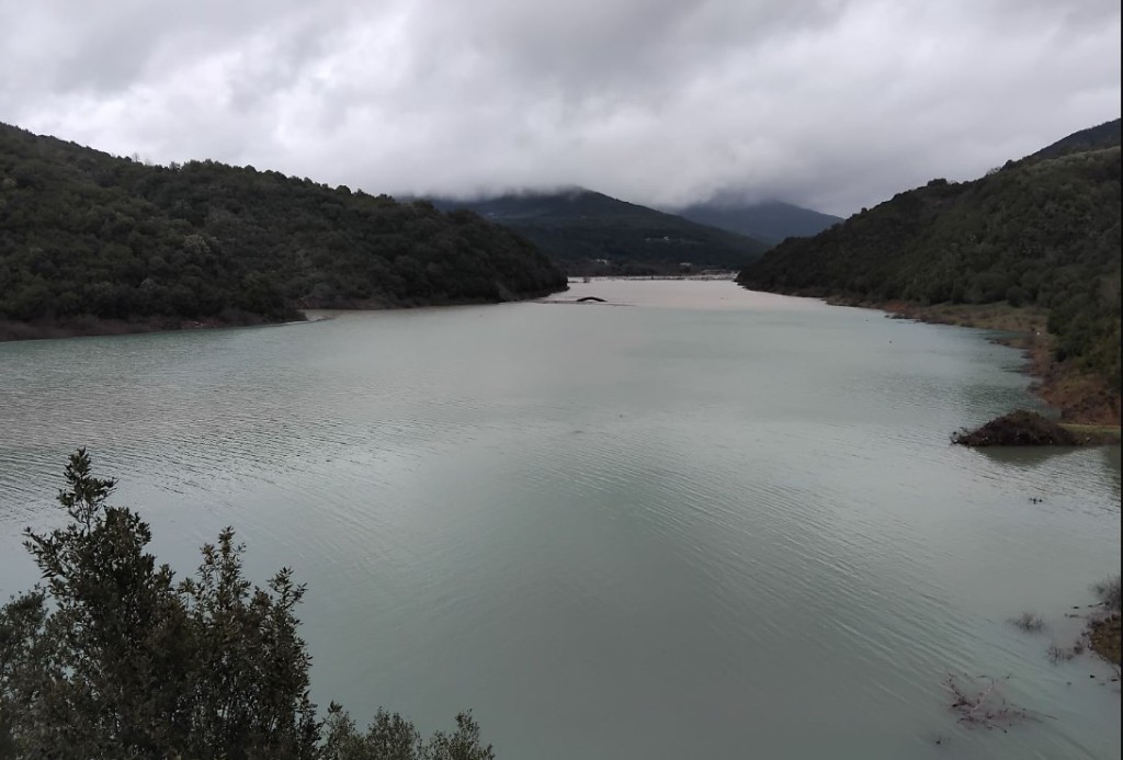 Αιτωλοακαρνανία: Ποια τεχνητή λίμνη έχει ξεπεράσει το 100% σε πληρότητα