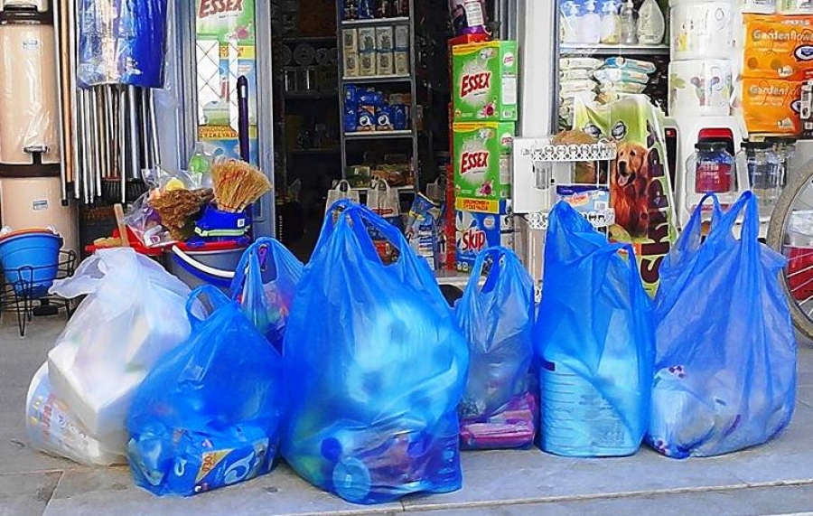Αιτωλικό:Όσα μάζεψε ο Σταυρός, πήγαν σε φτωχές οικογένειες