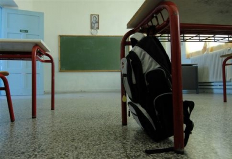 Προσλήψεις 20.000 εκπαιδευτικών προαναγγέλλει ο Ν.Φίλης