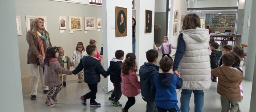 Οι μαθητές του Δήμου Αγρινίου γνώρισαν τις Γυναίκες της Επανάστασης