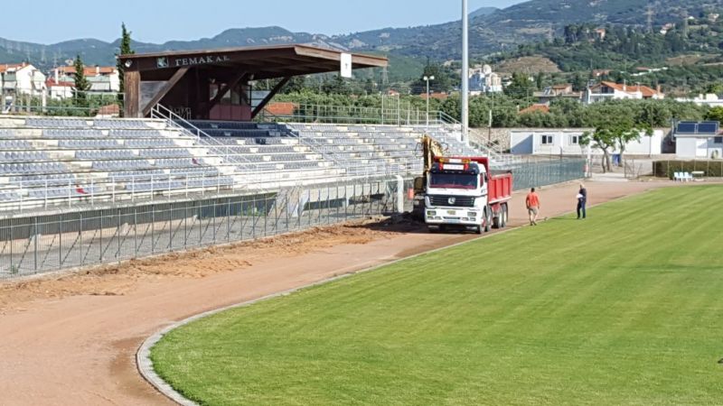 Ξεκίνησαν οι εργασίες για το ταρτάν στο Παπαχαραλάμπειο Στάδιο Ναυπάκτου