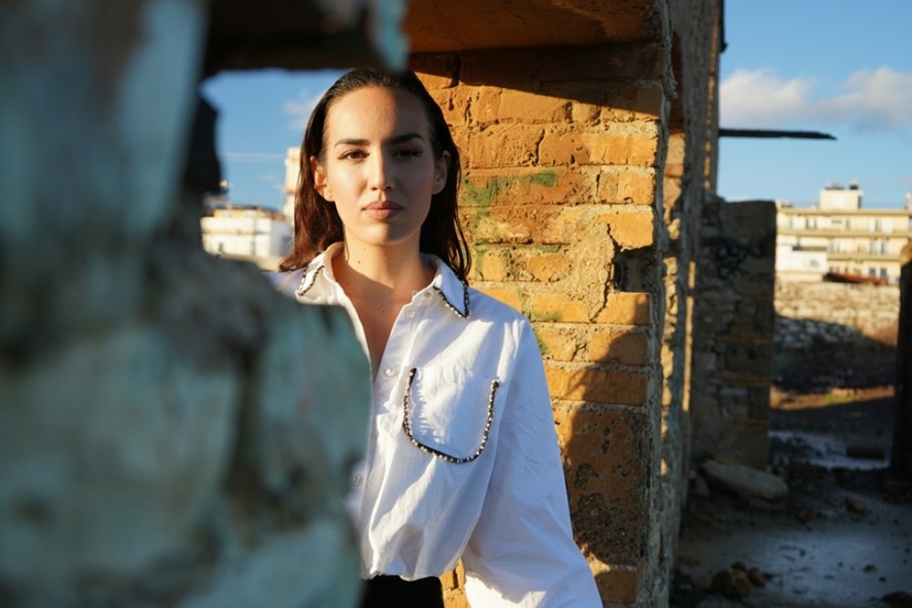 Νέο EP από τη Spider Music | Μαρία Αναματερού | «Σμύριδα»