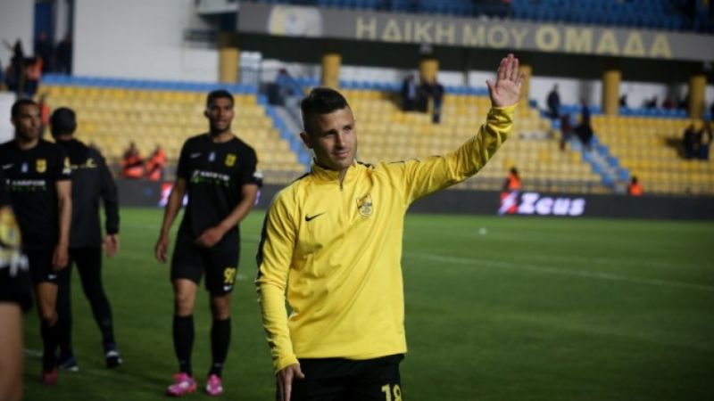 Χειροκροτήθηκε ο Μαρτίνεζ