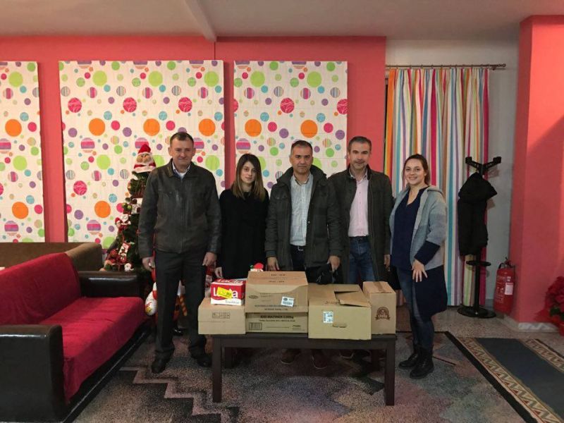 Προσφορά στο «Χαμόγελο του Παιδιού» από Διαιτητές και Προπονητές