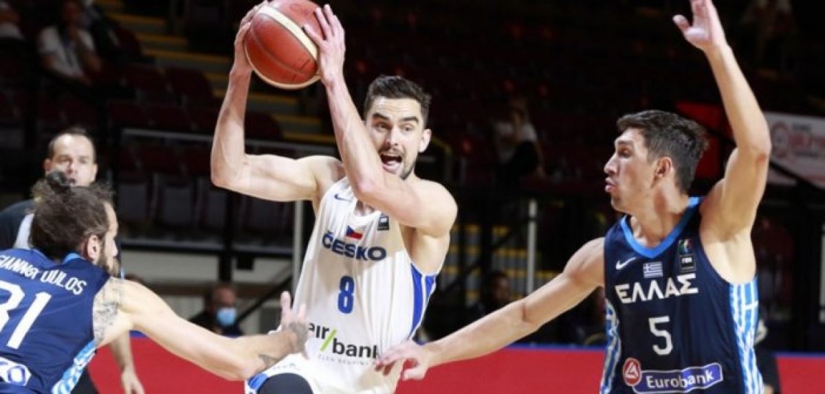 Τσεχία – Ελλάδα 97-72: Eκτός Ολυμπιακών Αγώνων η γαλανόλευκη – Ο Πιτίνο ανακοίνωσε την αποχώρησή του