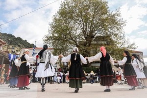 Ο δήμος Ναυπακτίας τίμησε την Εθνική Επέτειο της 25ης Μαρτίου (φωτο)