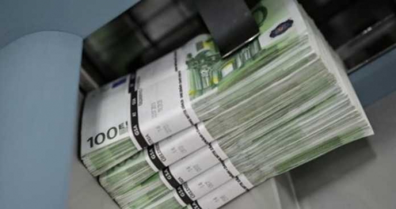 Πώς θα προστατέψετε τις καταθέσεις σας από τις κατασχέσεις της Εφορίας