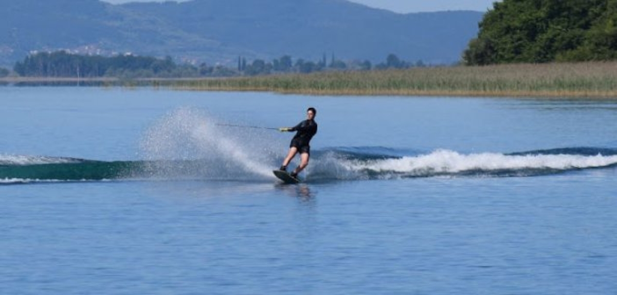 Τριχωνίδα: Το 11th Trichonian Wakeboard Cup+Sup 2022 ξεκίνησε με σύμμαχο τον εξαιρετικό καιρό (ΦΩΤΟ)