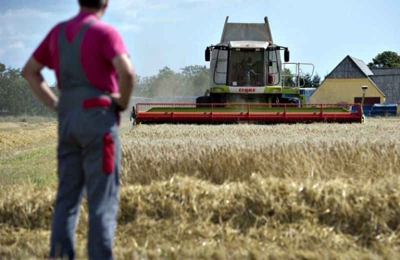Φρένο στις αθέμιτες πρακτικές εμπόρων σε βάρος των αγροτών