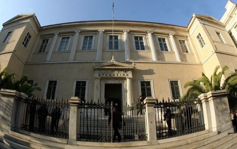 Απόφαση ΣτΕ – Δώρα, Επιδόματα: Τι αλλάζει για όσους έχουν πάρει – διεκδικούν αναδρομικά