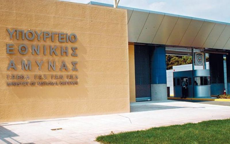 Άμεσα 2.000 νέες προσλήψεις στις Ένοπλες Δυνάμεις