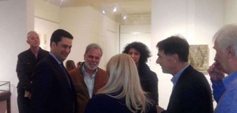 Παρουσιάστηκε στη Δημοτική Πινακοθήκη Αγρινίου το λεύκωμα «προσφορά»