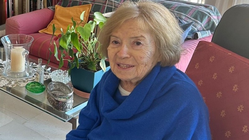 Το «αντίο» της Φίνος Φιλμ στην Άννα Κυριακού: «Όλοι μας θα την θυμόμαστε ως την δραστήρια θεία “Μπεμπέκα”»