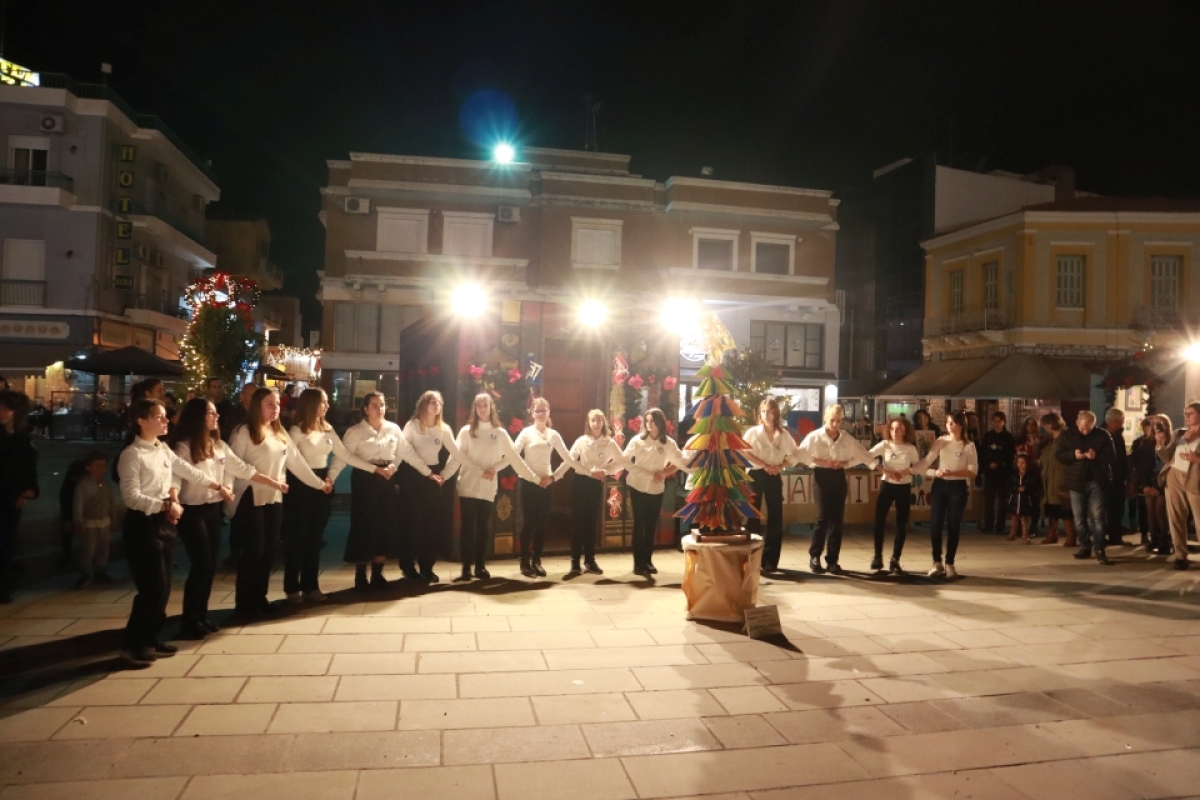 Καλλιτεχνικό Χριστουγεννιάτικο Δρώμενο από το Καλλιτεχνικό Σχολείο Μεσολογγίου