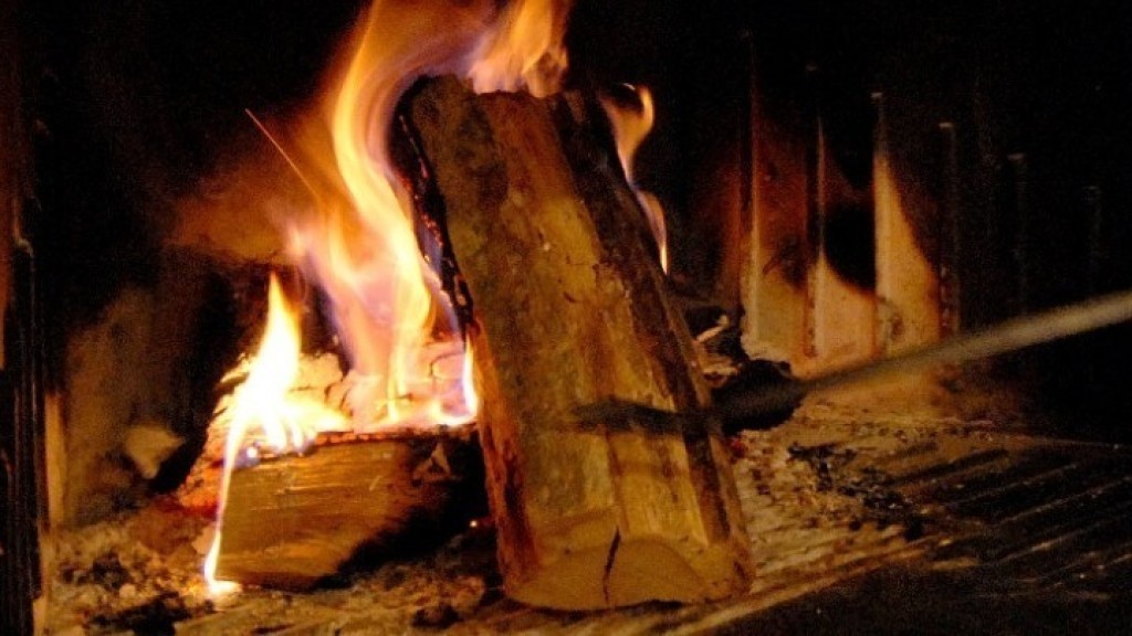 Ο σωστός καθαρισμός του τζακιού και πότε πρέπει να γίνεται