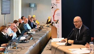 Τάκης Παπαδόπουλος: «Η Δυτική Ελλάδα,  Περιφέρεια–πιλότος,  στη μελέτη του ΟΟΣΑ για το 2028–2034»