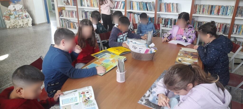 Αγρίνιο: Πραγματικότητα η βιβλιοθήκη – «όνειρο γνώσης και ισότητας» στο Δημοτικό Σχολείο Δοκιμίου (Με τη στήριξη του THI Canada)