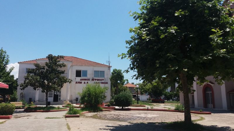Παραδοσιακή μουσικοχορευτική εκδήλωση στα Καλύβια Αγρινίου (Σαβ 28/7/2018 21:00)