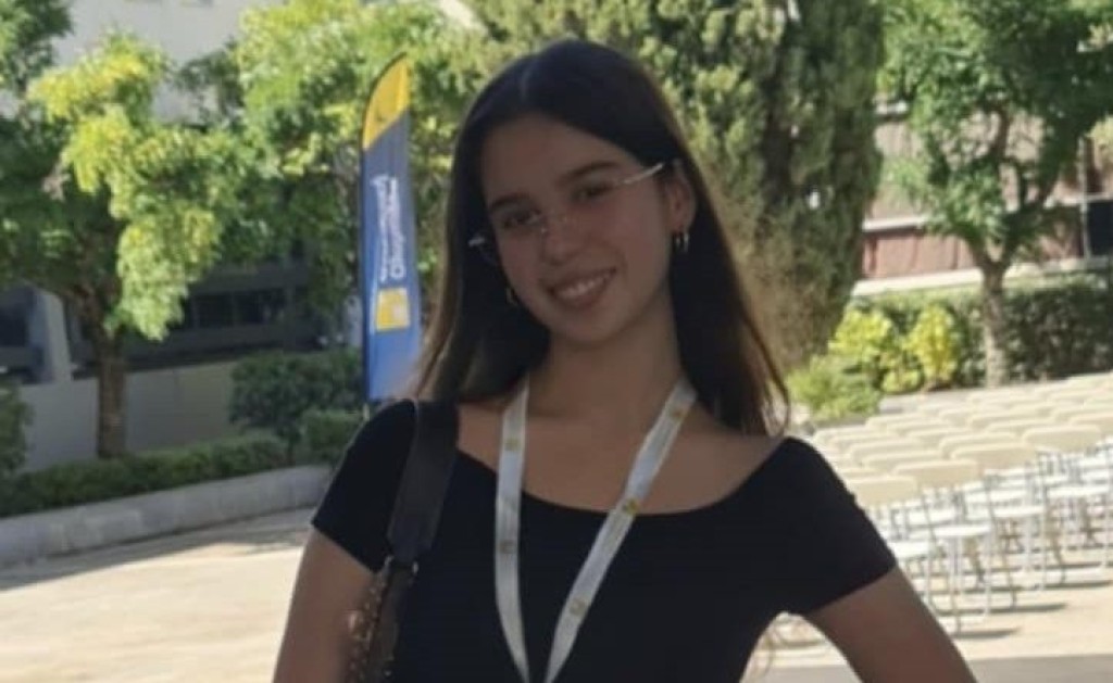 Η Παρασκευή Συγγούνα από το Παναιτώλιο σπουδάζει στο Harvard αλλά δεν ξεχνά τους εκπαιδευτικούς της στο Αγρίνιο