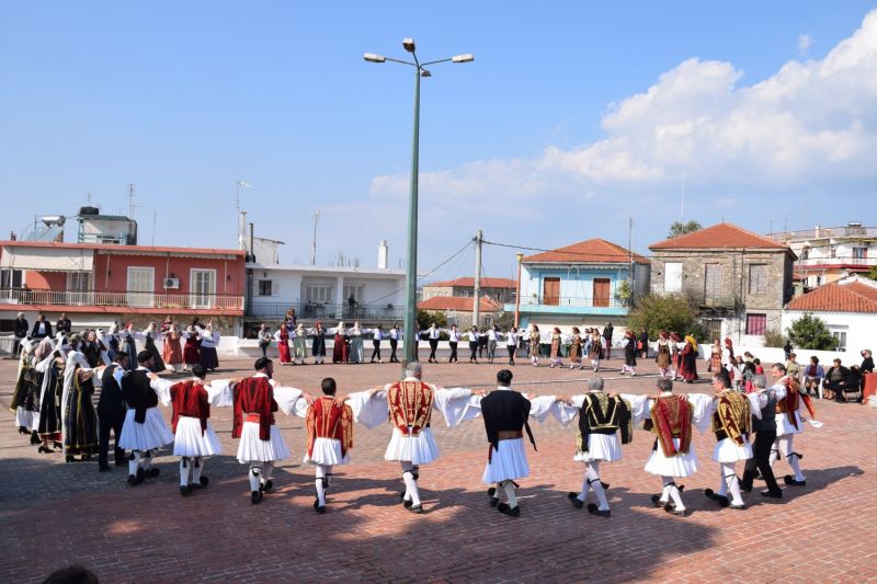1η Εσπερίδα στην Κατοχή Οινιαδών