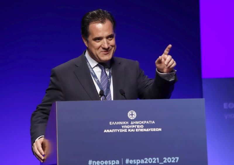 Εκστασιασμένος με την Πλευρώνα ο Άδωνις