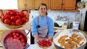 Πάσχα στο χωριό - βάφουμε κόκκινα αυγά και φτιάχνουμε κουλουράκια (Βίντεο)
