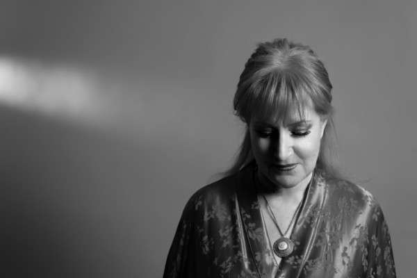 Στο Αγρίνιο η Έλλη Πασπαλά και ο Τάκης Φαραζής με «Τα Πρόσωπα του Έρωτα» στο ΔΗ.ΠΕ.ΘΕ. (Τετ 19/11/2025 20:30)