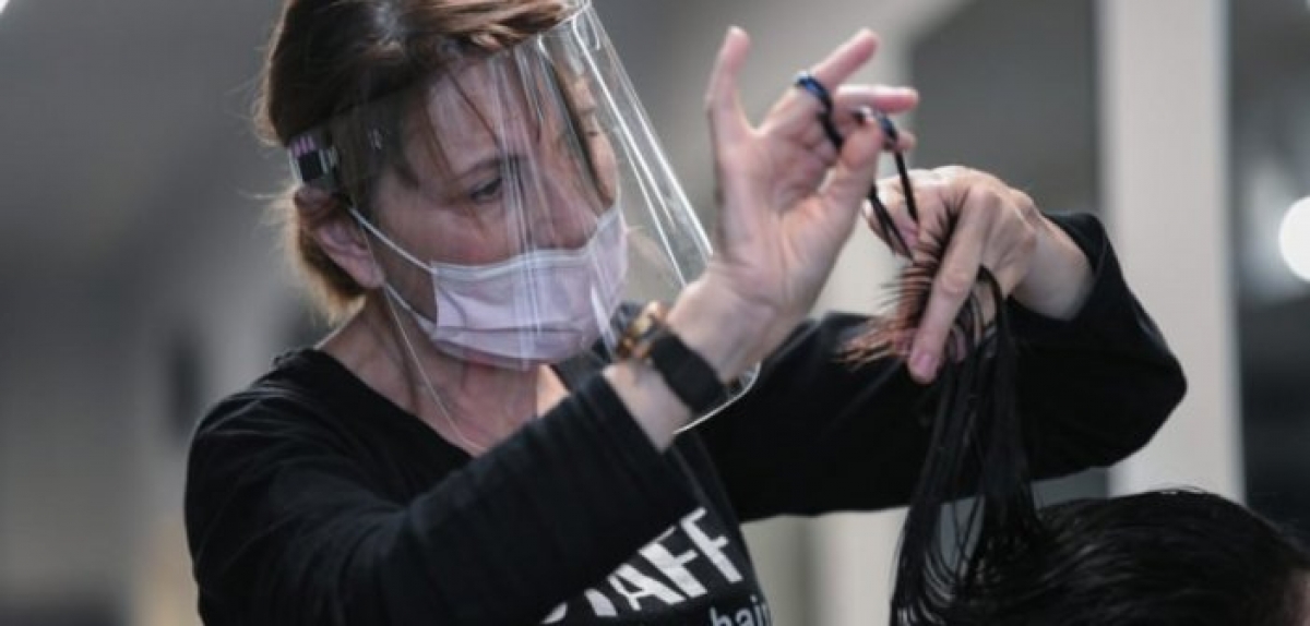 Επίδομα 534 ευρώ: Τι ισχύει για εργαζόμενους σε επιχειρήσεις που ανοίγουν τη Δευτέρα