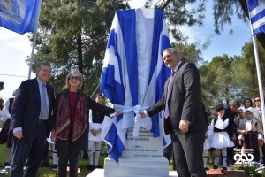 Τιμή στους Πεσόντες Αμπλιανίτες με την ανέγερση μνημείου στον Κήπο των Ηρώων
