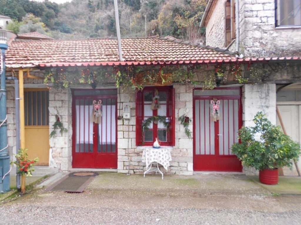 Το παραδοσιακό εργαστήρι της Δερβέκιστας