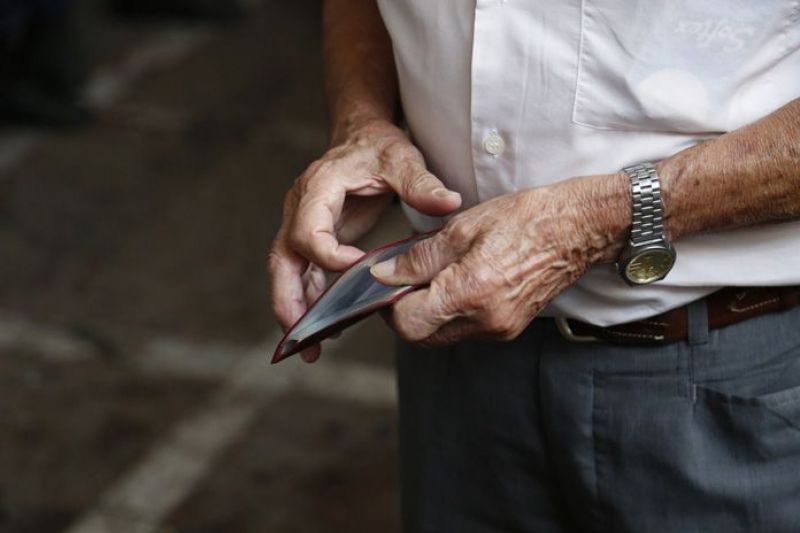 Εκκρεμείς συντάξεις: 19.000 αιτήσεις συνταξιοδότησης τον Ιανουάριο