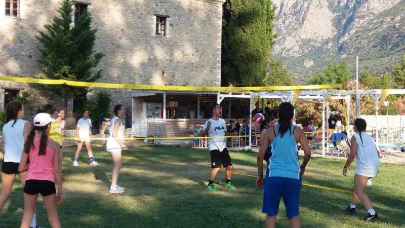 Με πολλές ωραίες εικόνες και εμπειρίες επέστρεψαν τα κορίτσια του Ιωνικού από το camp του Αιγίου
