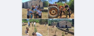 Γουριά Μεσολογγίου: Μικροί και μεγάλοι φύτευσαν δέντρα στον περιβάλλοντα χώρο της Ι.Μ. Ταξιαρχών