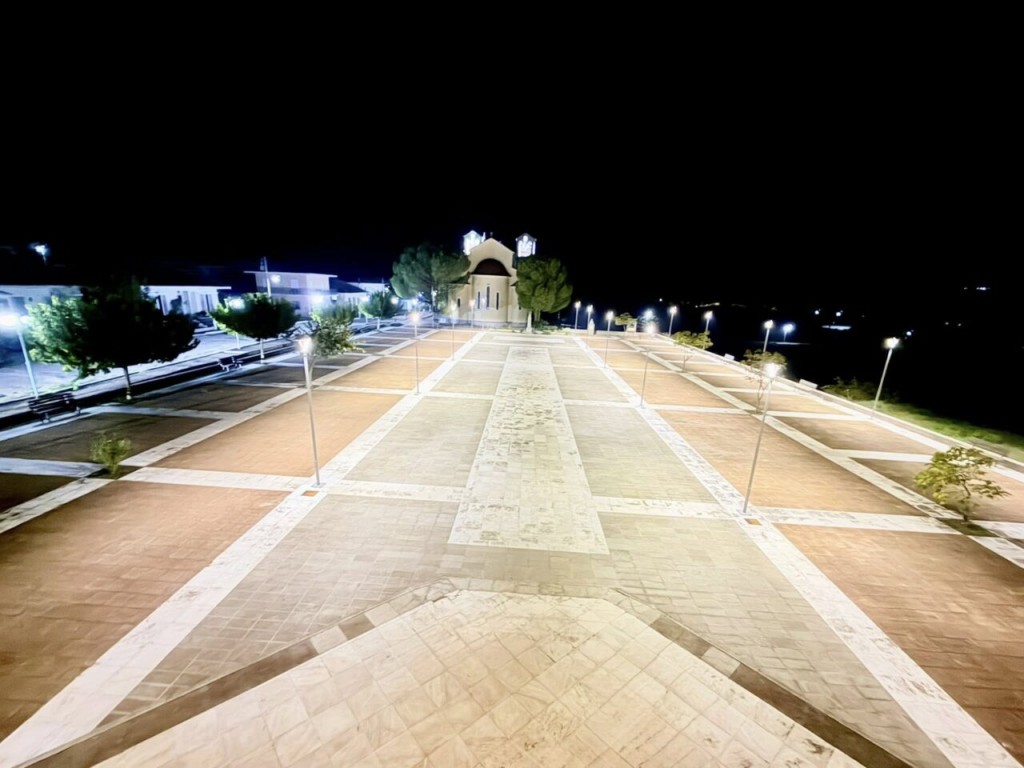 Νέα πνοή στην Πλατεία Εμπεσού Βάλτου – Ολοκληρώθηκαν οι εργασίες αναβάθμισης