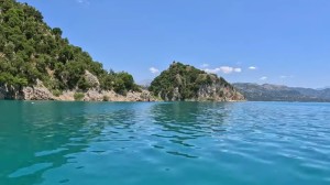 Ποταμός Αχελώος: Βουτιές μέσα στη φύση - Μια απόδραση δροσιάς (Βίντεο)