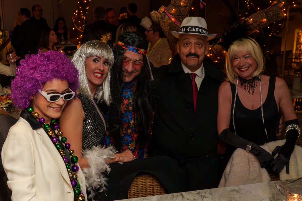 Δικηγορικός Σύλλογος Αγρινίου: Χαμόγελα και αστείρευτο κέφι σε έναν αξέχαστο χορό – μασκέ