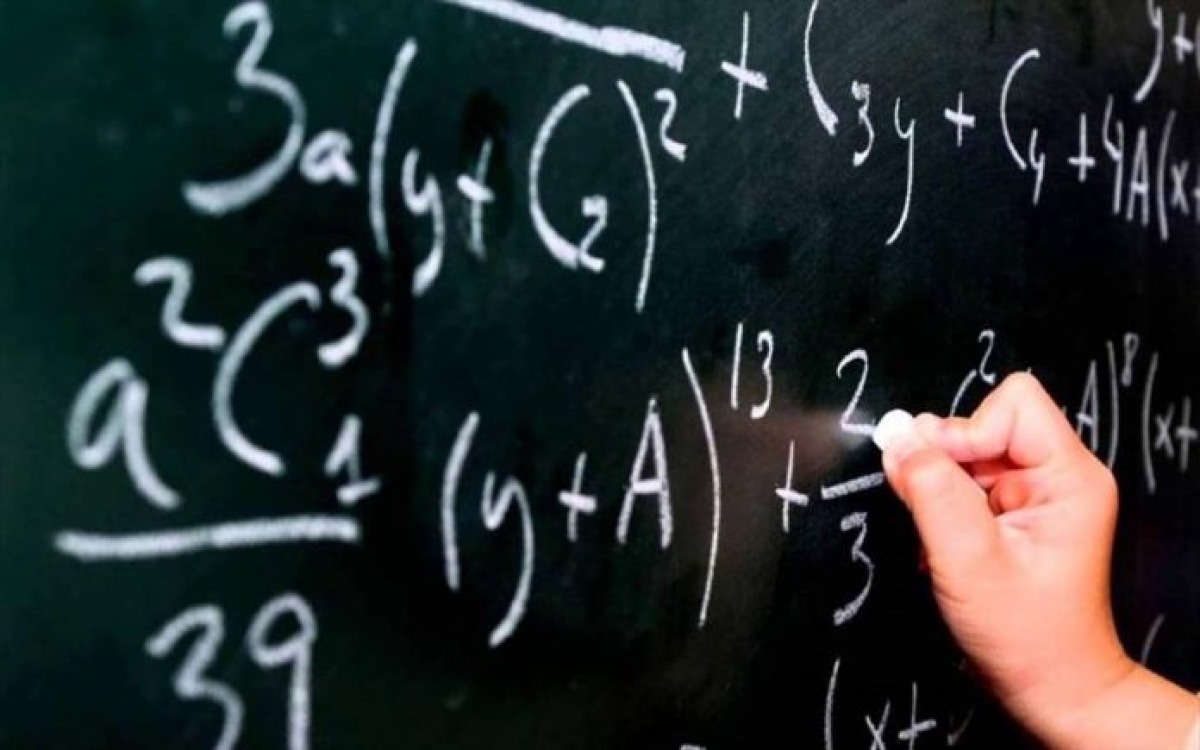 Μαθητής από το Αγρίνιο αναδείχθηκε δεύτερος βαλκανιονίκης στη Μαθηματική Ολυμπιάδα και πάει Όσλο