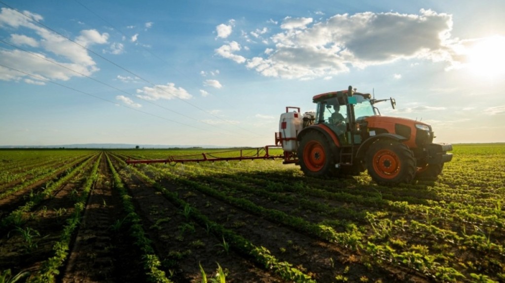 Κομισιόν: Προθεσμία στην Ελλάδα για τις αγροτικές επιδοτήσεις – Προειδοποιεί με «πάγωμα» πληρωμών
