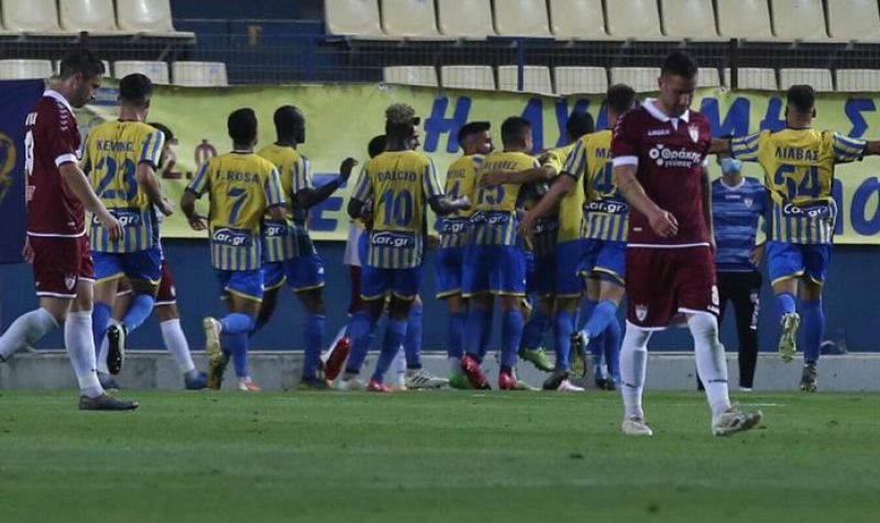 Super League: Η αναδιάρθρωση και τα 4 σενάρια