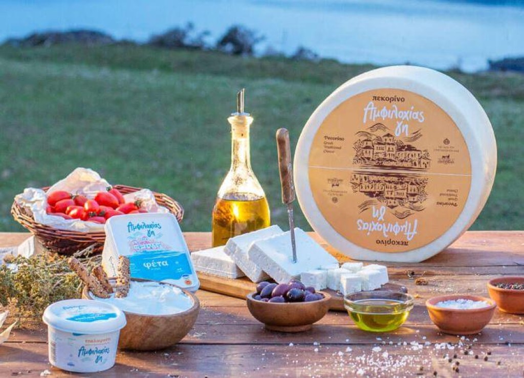 Αμφιγάλ: Μπαίνει στην παραγωγή λευκού τυριού η εταιρεία από το Αγρίνιο