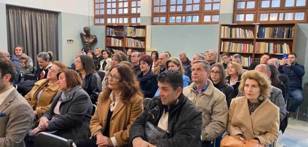 Αγρίνιο: Με επιτυχία η παρουσίαση του βιβλίου «Οξεία Εγγυτάτη» (εικόνες + video)