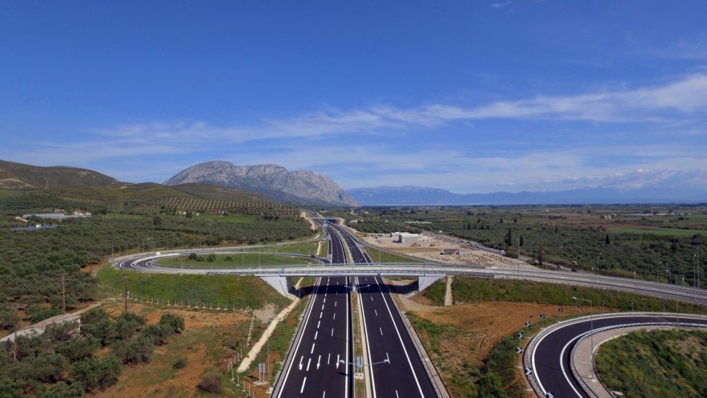 Αλλάζουν χέρια οι μεγαλύτεροι αυτοκινητόδρομοι της χώρας – Τι αλλαγές φέρνει η εξαγορά της Άκτωρ Παραχωρήσεις από τον όμιλο Aktor