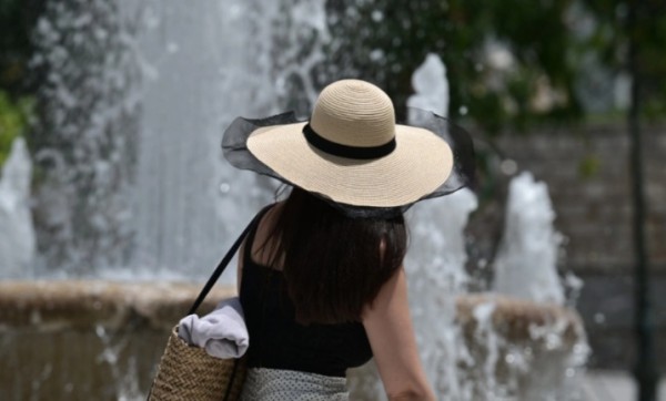 Καιρός: Η ημερομηνία-ορόσημο για τον Ιούνιο - Έρχεται «βουτιά» της θερμοκρασίας