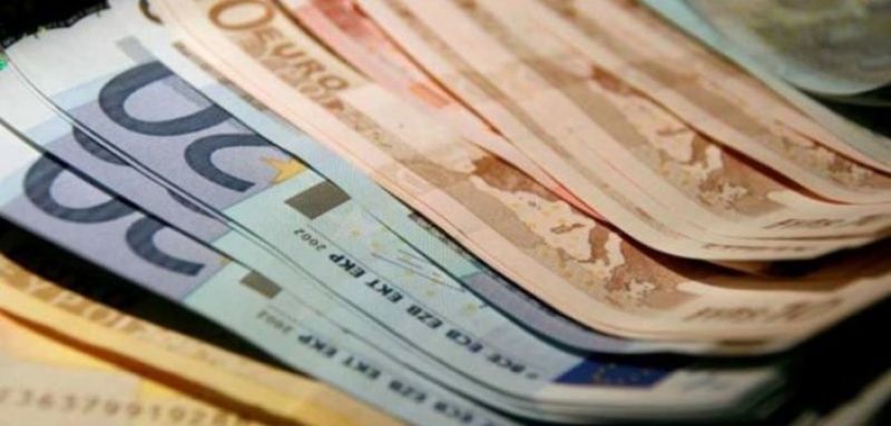 Αλλάζουν όλα στις εισφορές των επαγγελματιών με «μπλοκάκι»
