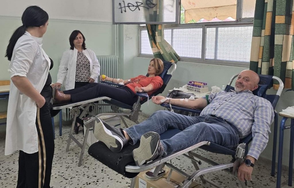Επιτυχημένη η Εθελοντική Αιμοδοσία στο Εσπερινό Γυμνάσιο - Γενικό Λύκειο Αγρινίου