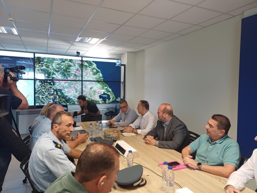 Στη μάχη κατά της ευλογιάς 81 κτηνίατροι και 72 στελέχη της κτηνιατρικής του ΥΠΑΑΤ-Σύσκεψη στη Λάρισα Κέλλα, Πρωτοψάλτη, Κουρέτα και ΕΛ.ΑΣ.