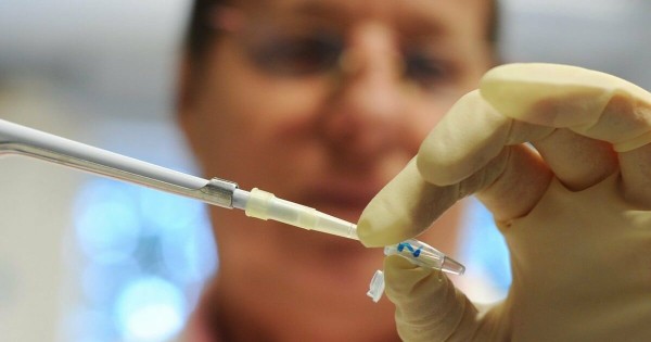 Ανακαλύφθηκε αντιβιοτικό το οποίο αποδείχθηκε 100 φορές ισχυρότερο από τις υπάρχουσες θεραπείες!