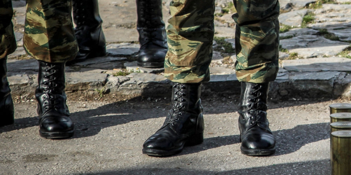 Έρχονται 1.700 μόνιμες προσλήψεις στον στρατό